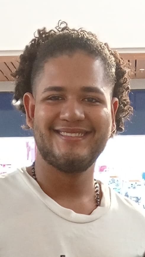 Sebastian S.