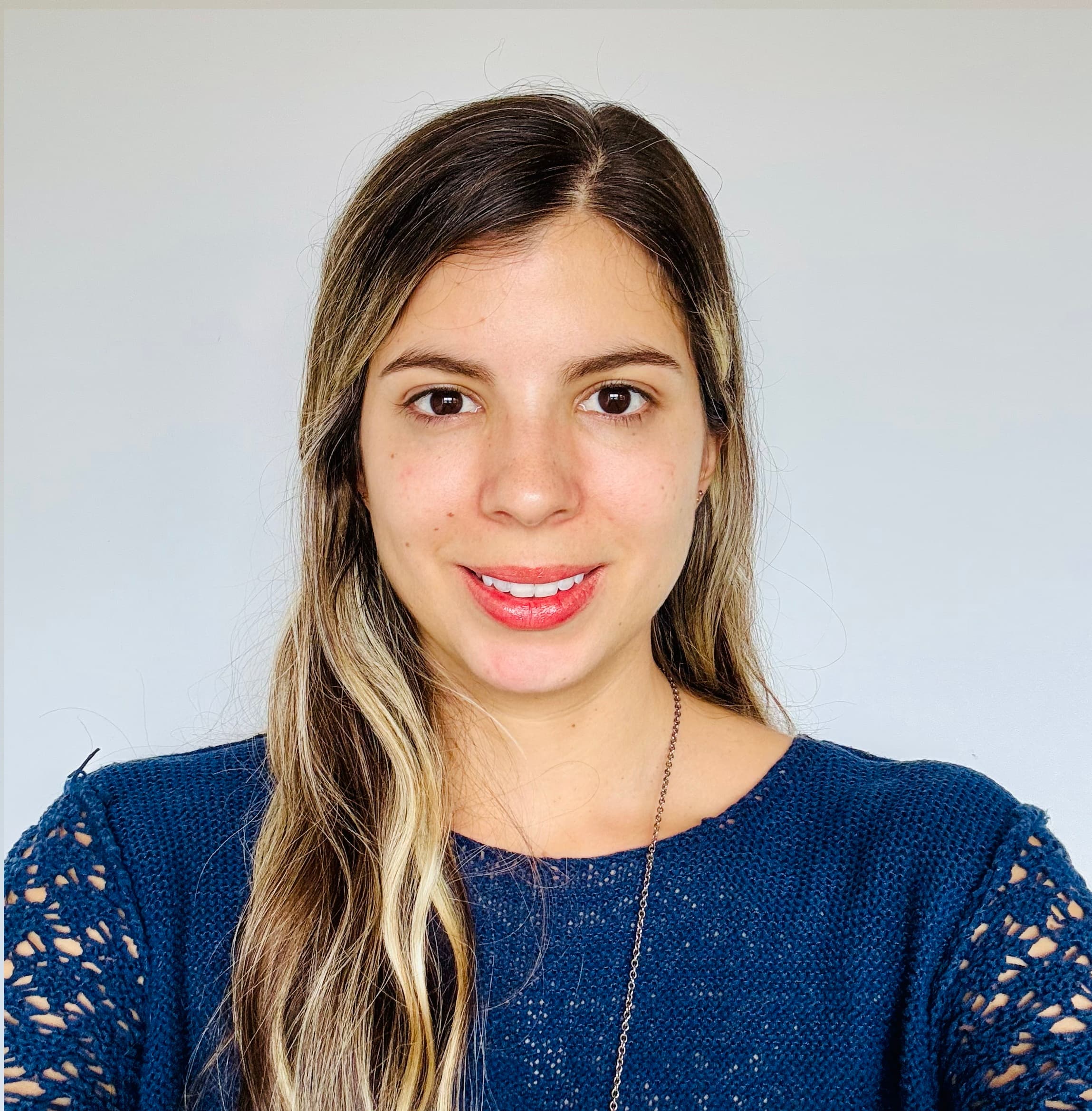 Sara T.